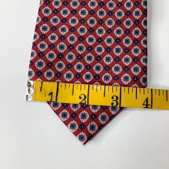 Burberry Symmetric Powerful Navy and red Silk Italian Tie EUC - Picture 7 of 7